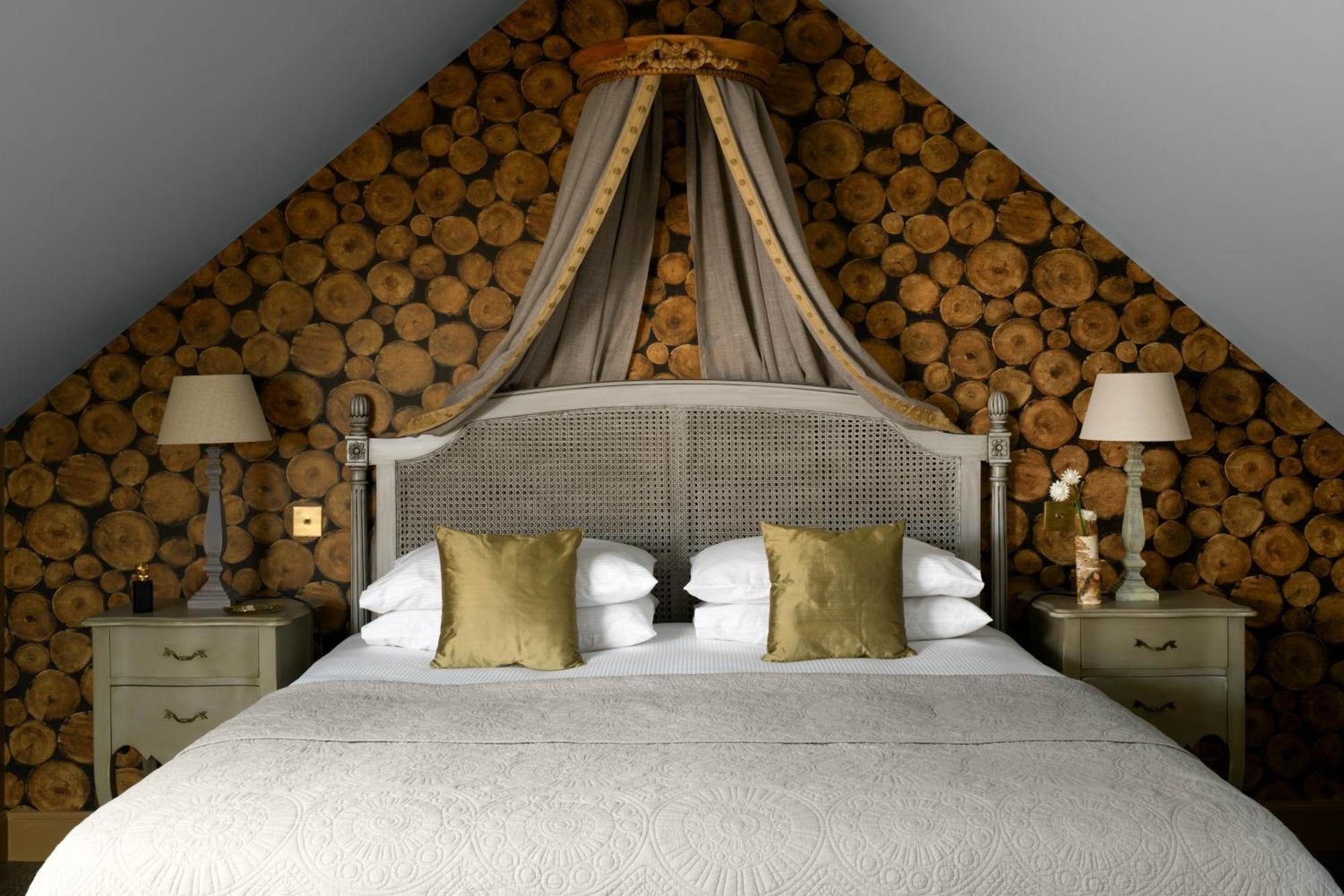 Arms & Restaurant Meikleour